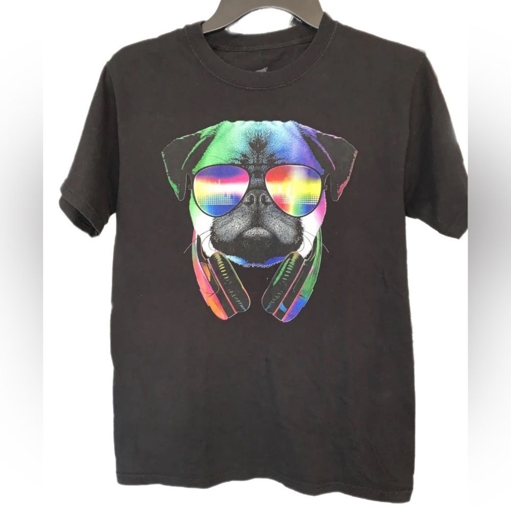 Men's Women's Pug with Headphones Black Unisex T-shirt tee Small Graphic Print